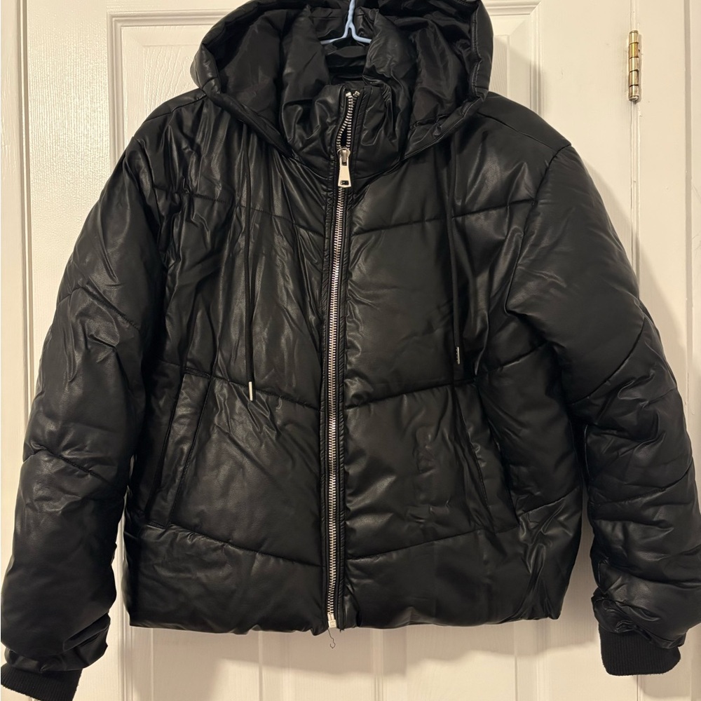 Suzy Shier Black Puffer Jacket